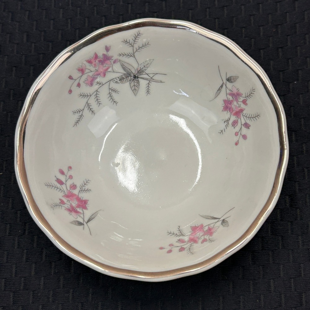 Favolina‎ Karolina Jarolina Poland 3879 Fruit BowlSilver Scalloped Floral 10